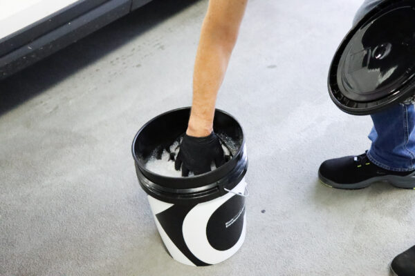 Koch Chemie Detailing Bucket Set - Detailingové vedro s ochrannou vložkou a vekom - Image 4