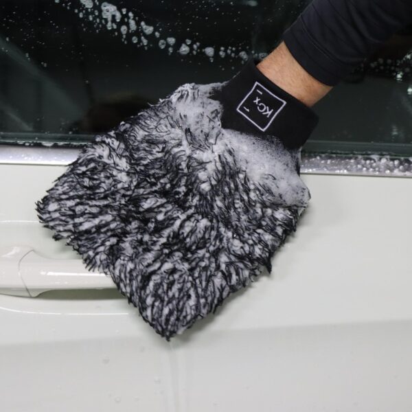 Koch Chemie Exterior Wash Mitt - Umývacia rukavica z mikrovlákna - Image 6