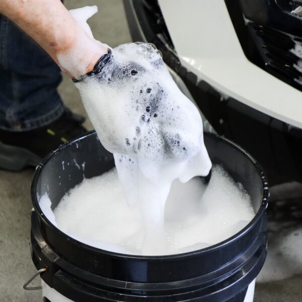 Koch Chemie Clay Scrubber - Špongia na ručné čistenie lakovaných povrchov - Image 5