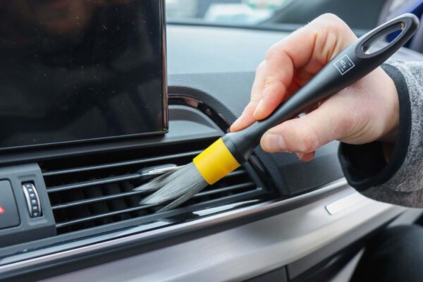 Koch Chemie Interior brush set - Detailingová sada 3 ks  štetcov pre čistenie interieru - Image 4