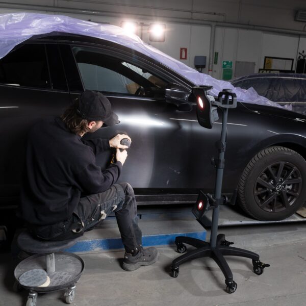 Scangrip Wheel stand - pojazdný; teleskopický stojan pre detailingové a pracovné svetlá - Image 4